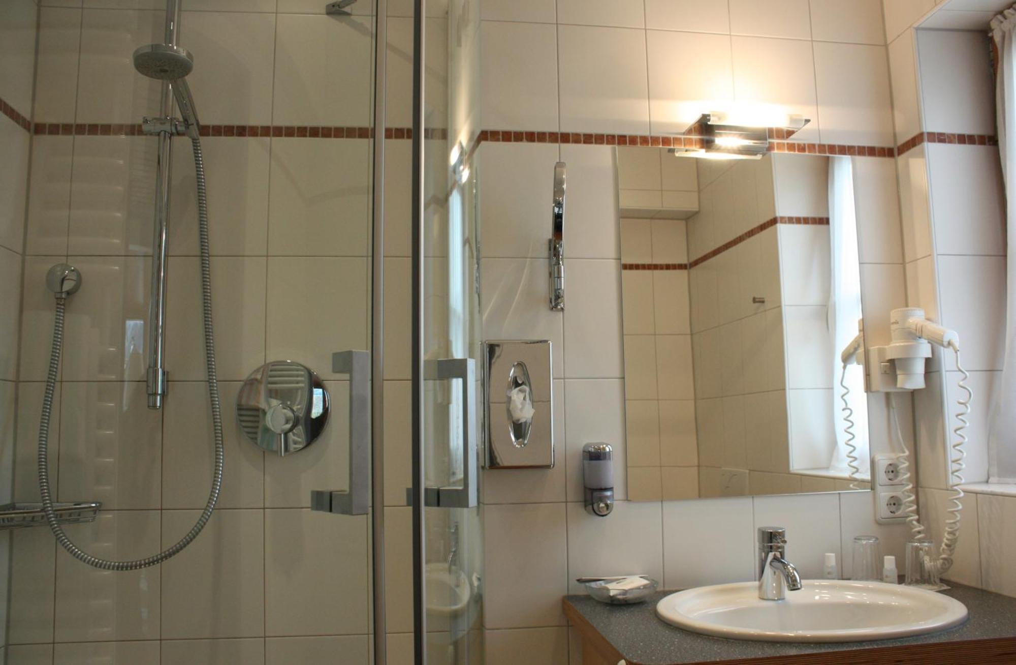 Hotel Garni Otto Huber Oberammergau Zimmer foto